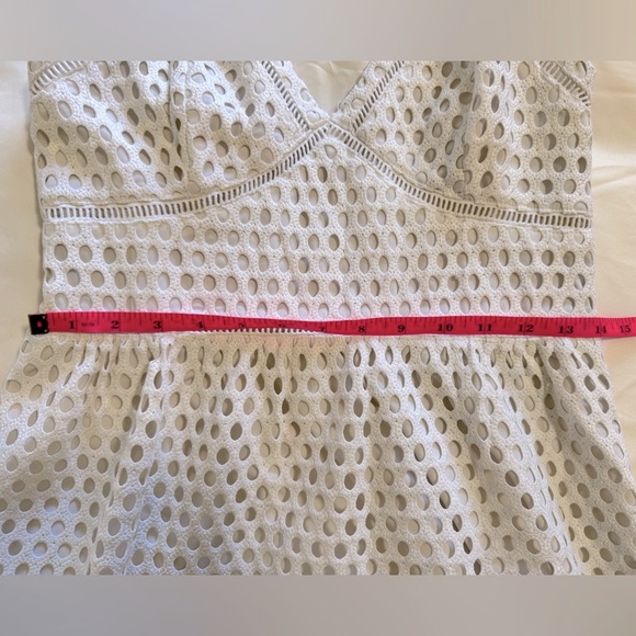 Abercrombie & Fitch••White Crochet Dress•• Medium - Picture 7 of 9